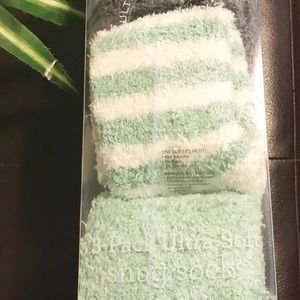 Restor Style 3 Pack Ultra Soft Socks